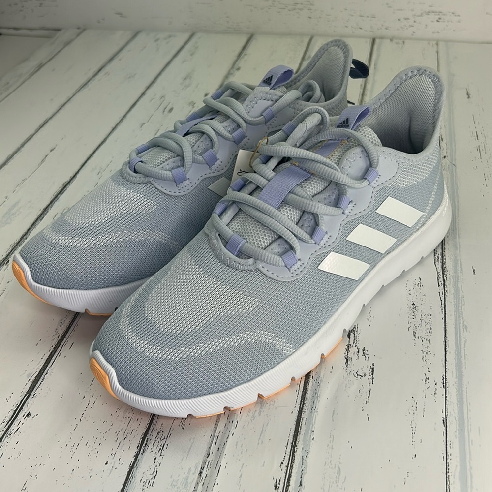 Adidas Light Blue Nario Move Women’s Sneakers. Size 8.